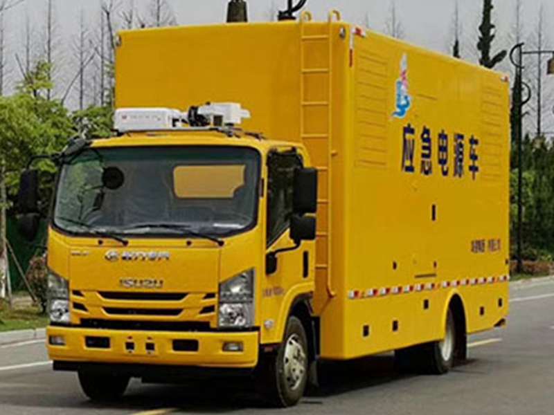 五十铃3.8m轴距电源车